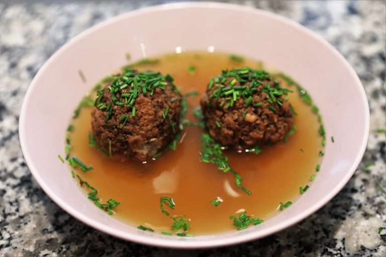 Rindsuppe einfach selbst gemacht