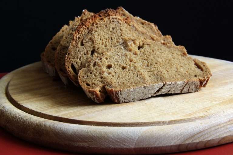 Bauernbrot mit Sauerteig