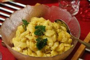 potato-salad-6893496_1920