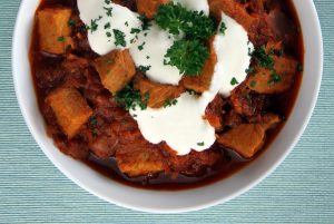 szegediner-goulash-5894350_1920