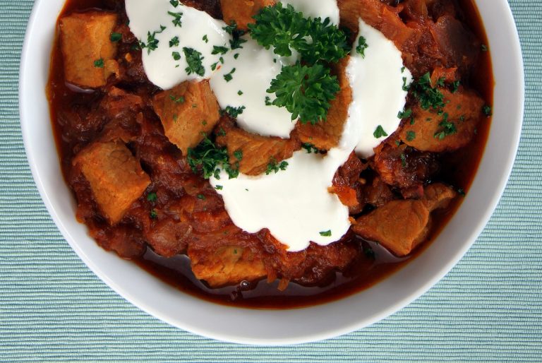 Szegediner Gulasch