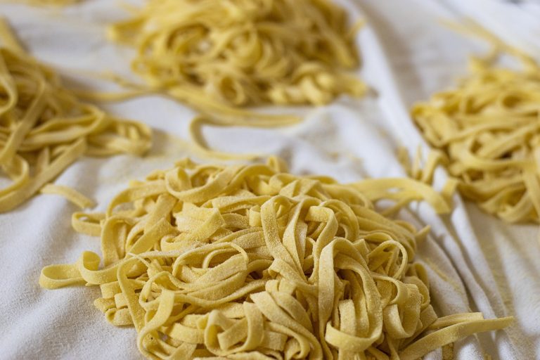 Tagliatelle mit Hanfmehl