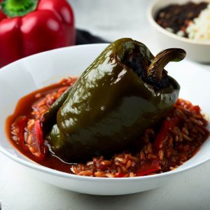 gefüllte Paprika in Paradeissauce